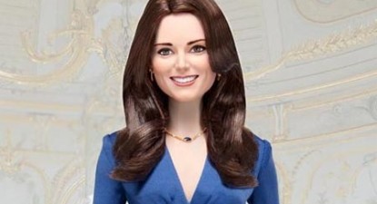 Britanicii au scos la vânzare o păpușă cu înfățișarea lui Kate Middleton - bce97ec6ae370b537a76d47dbba0461e.jpg