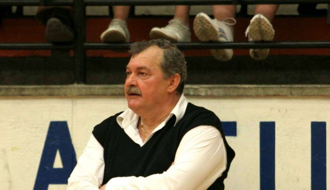 Baschet / Vasile Pașca nu mai este antrenor secund la BC Farul - bcfaruldinamosc25-1323682172.jpg