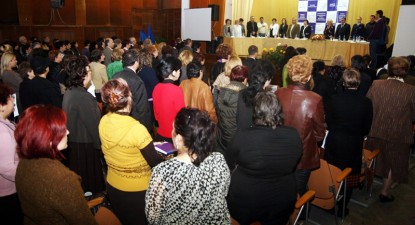 Profesorii se zbat în chinuri, ISJ intonează imnuri - bdef5f8f7b9b906bf746c20fd3f24ef6.jpg
