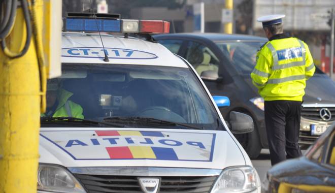Beat și cu permisul suspendat,  s-a luat la harță cu polițiștii - beatsifarapermis-1450202900.jpg