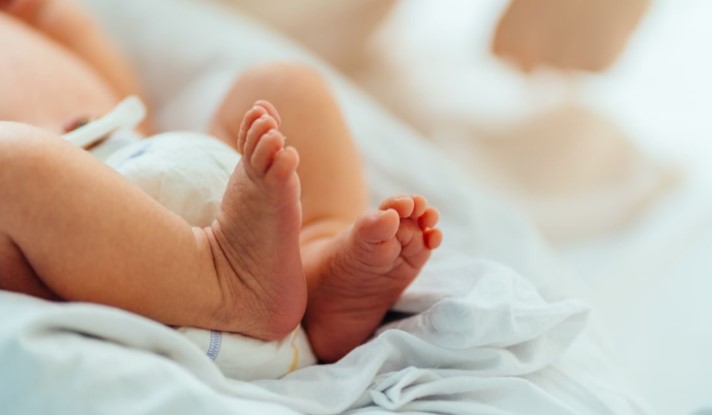 Părinții acuză neglijență după moartea unei fetițe de două luni - bebe-vaslui-1771313636.webp