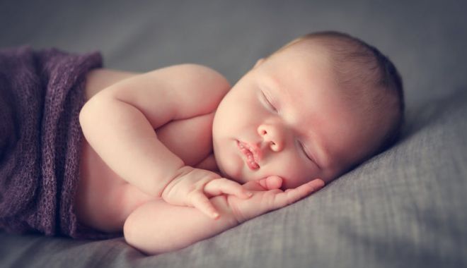 Copil de un an, subnutrit din cauza alegerilor făcute de părinți. Decizia autorităților a fost una dură - bebea2mois10-1520611733.jpg