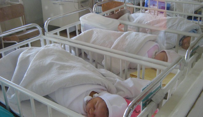 Situație alarmantă în Constanța! Maternitatea a rămas fără vaccinuri pentru nou-născuți - bebelusi1-1403765246.jpg