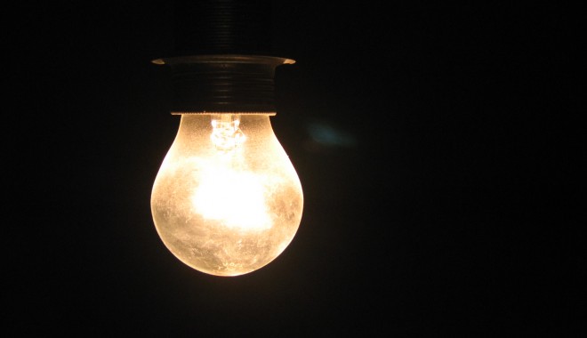 Unde se oprește curentul electric mâine - bec-1321890246.jpg