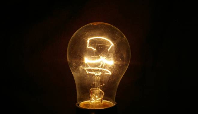 Lucrări ENEL. Află aici unde se oprește curentul electric, luni - bec-1440786775.jpg