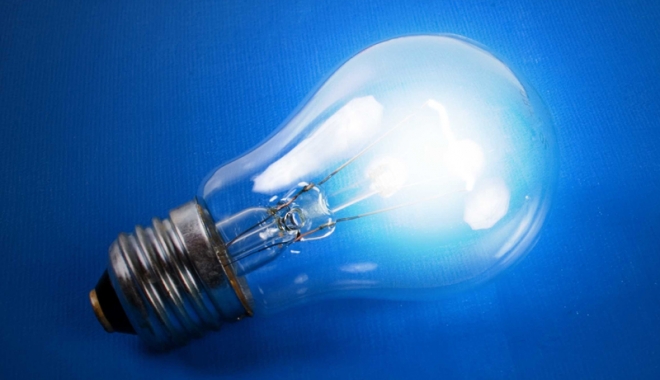 Mai multe zone din Constanța, fără curent electric - bec-1464621707.jpg