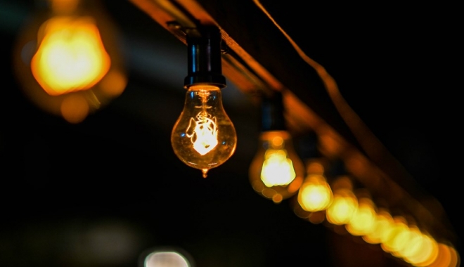ENEL. Vezi aici unde se oprește curentul electric astăzi, la Constanța - bec-1509610643.jpg