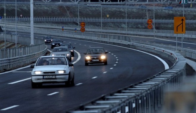 Tânăr de 18 ani, prins cu 212 km la oră, pe Autostradă - bec3971844mediafaxfotoraulstef-1412440626.jpg