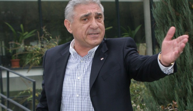 Vai mama noastră! / Ioan Becali candidează la președinția României - becali-1329985438.jpg