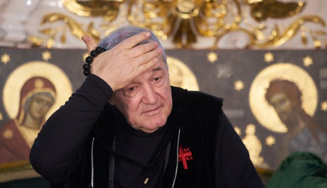Gigi Becali a decis să lase cinci fotbaliști să plece și salvează o avere - becali-plecari-1684759501.jpg