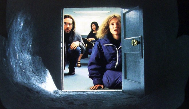 Astăzi de la ora 18:00 - filmul de miercuri - beingjohnmalkovich-1349861664.jpg