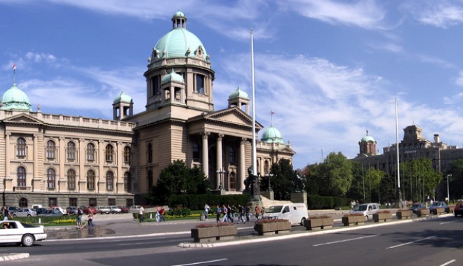 Sârbii, chemați duminică la urne pentru alegerile generale - belgrad-1336049924.jpg