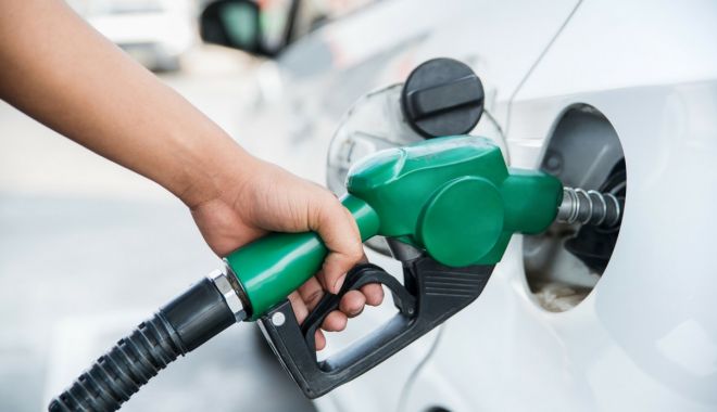 Benzina şi motorina s-au scumpit începând cu 1 ianuarie - benzina-1609402903.jpg