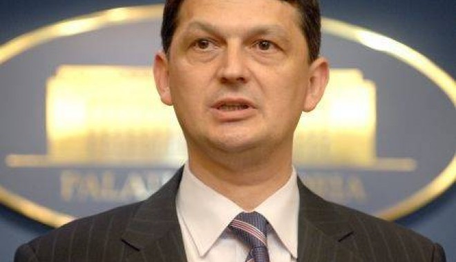Ministrul Berca face videoconferință cu prefecții - berca-1329986831.jpg
