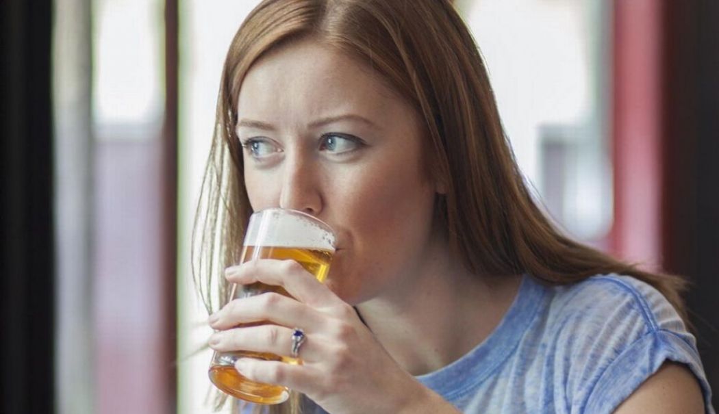Este o alegere sănătoasă berea fără alcool în timpul alăptării? - berea1605706461-1761200696.jpg