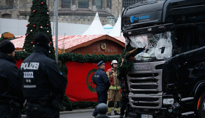 Atentat la Berlin: Guvernul german confirmă că un 'nou suspect' a fost dat în urmărire - berlin-1482337084.jpg