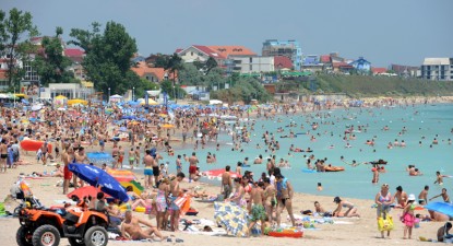 Canicula îi dă nervii peste cap - bf7526b5d27b25b06b99a95e1e690f05.jpg