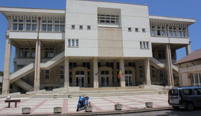 Festivitate la Biblioteca 