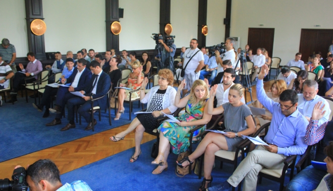 Constănțenii vor putea împrumuta biciclete de la Primărie.  Aleșii locali stabilesc condițiile - bicicletealesiilocalivorstabilic-1472480360.jpg