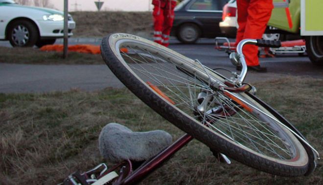 ACCIDENT RUTIER GRAV la Constanţa. Un biciclist A DECEDAT - biciclist6-1614321189.jpg