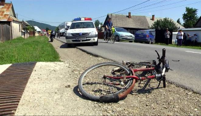 Biciclist lovit de mașină - biciclistlovitmasina-1420824118.jpg