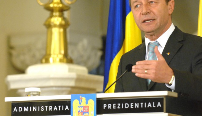 Băsescu cere reexaminarea Legii care introduce Bacalaureatul profesional - bigdcda6e14e879d1b71dd37cb1a4bd5-1349800345.jpg