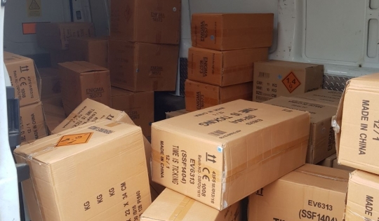 Polițiștii din Constanța au confiscat o tonă de articole pirotehnice - bigimg20171227wa0014-1514383043.jpg