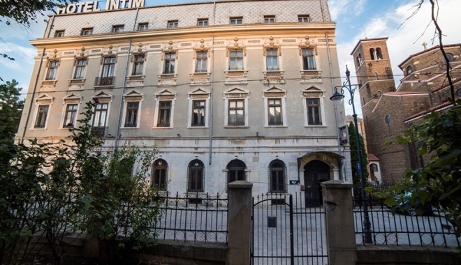 Salvarea clădirilor istorice din Constanța. Statul dă bani pentru restaurarea imobilelor vechi - bijuteriiarhitecturalehotelintim-1488217307.jpg