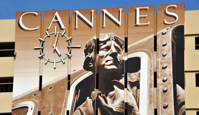 Recompensă de un milion de euro pentru cel care va găsi bijuteriile furate de la Cannes - bijuteriicannes-1375801218.jpg