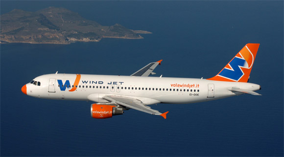 Ce altă companie aeriană low-cost a intrat în faliment - bilet20de20avion20windjet-1344868683.jpg