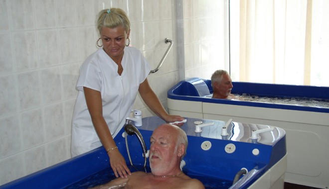 Cum poți pleca la tratament balnear la preț redus - bilete-1345137713.jpg