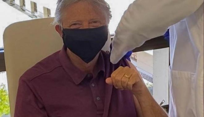 Bill Gates anunță că s-a vaccinat contra Covid-19: Am făcut prima doză și mă simt minunat - bill-1611391978.jpg