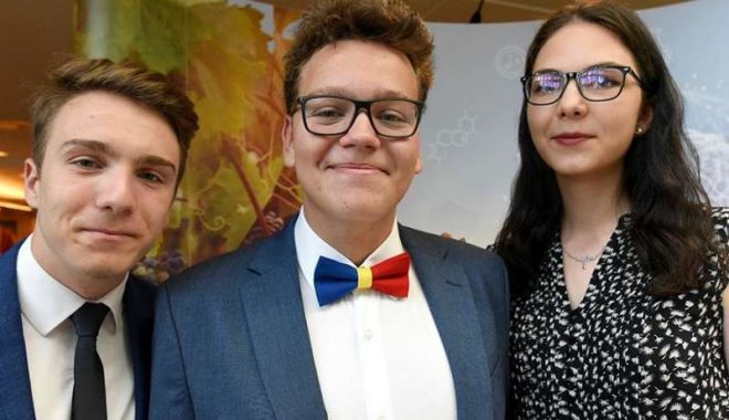 Elevii români - trei medalii la Olimpiada Internațională de Biologie - biologie-1563973076.jpg