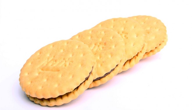Dulciurile care se transformă în boli - biscuiti-1323466346.jpg