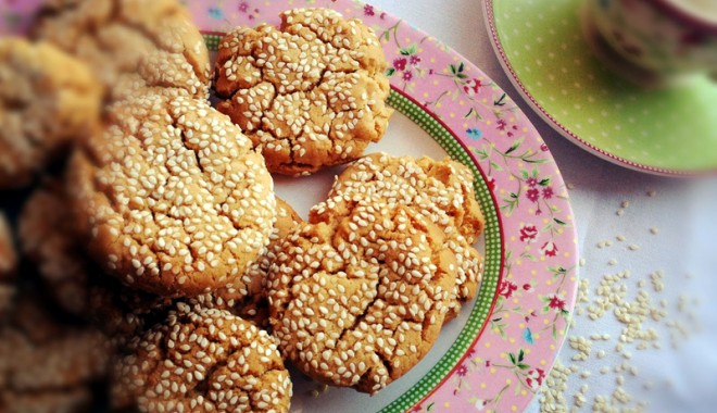 Biscuiți cu susan - biscuitisusan-1328888335.jpg