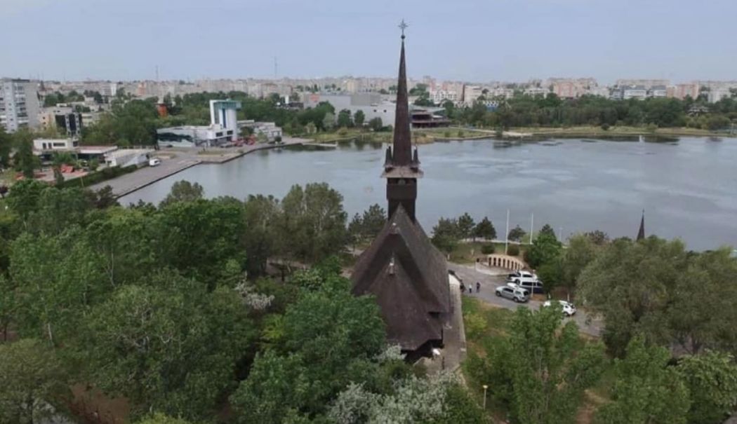 La Biserica din parcul Tăbăcărie, IPS Teodosie va oficia, astăzi, Taina Sfântului Maslu