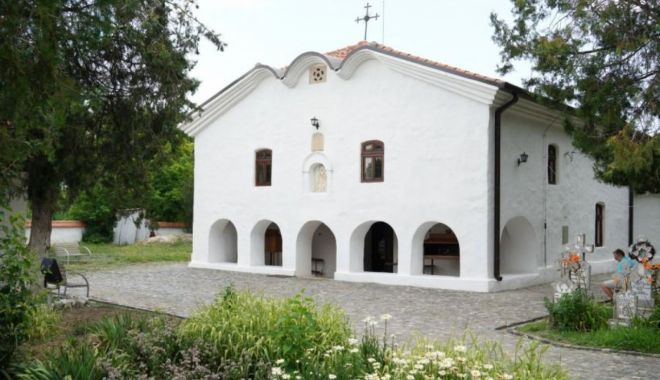 Biserica îngropată de la Istria, mărturie creştină din timpul otomanilor - bisericaingropatadinistria-1631210456.jpg