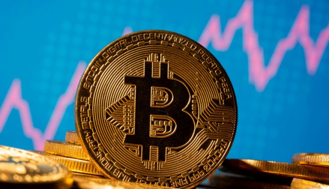 Bitcoin a depășit pentru prima dată valoarea de 30.000 de dolari - bit-1609604931.jpg