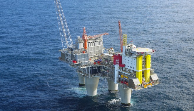 Rezerve mari de petrol, descoperite în Marea Arctică. Zona poate deveni cea mai importantă sursă de petrol din lume - bitmaptroll263136989000-1411905815.jpg