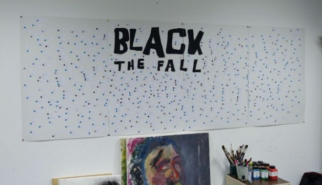 Joc video de succes, despre comunism, creat de români - blackthefallcomunism630x420-1414400943.jpg
