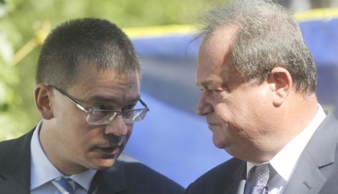Vasile Blaga se întâlnește cu Mihai Răzvan Ungureanu - blaga-1368437559.jpg
