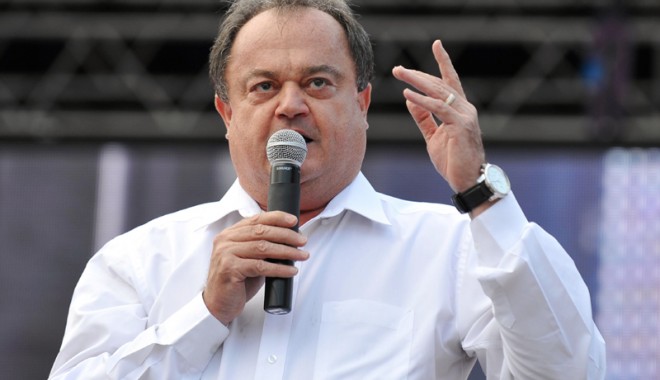 Vasile Blaga și liderii PDL vin la Eforie pentru școala de vară a tinerilor  din partid - blaga-1377700833.jpg