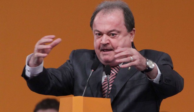 PDL va merge singur  la europarlamentare - blaga-1382158837.jpg