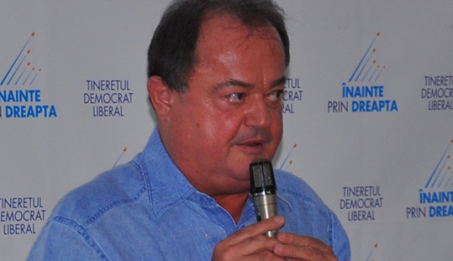 Blaga nu exclude ca PDL să facă o alianță cu liberalii, dar nu cu un PNL condus de Antonescu - blagaeforiejpg1347804560-1347826881.jpg