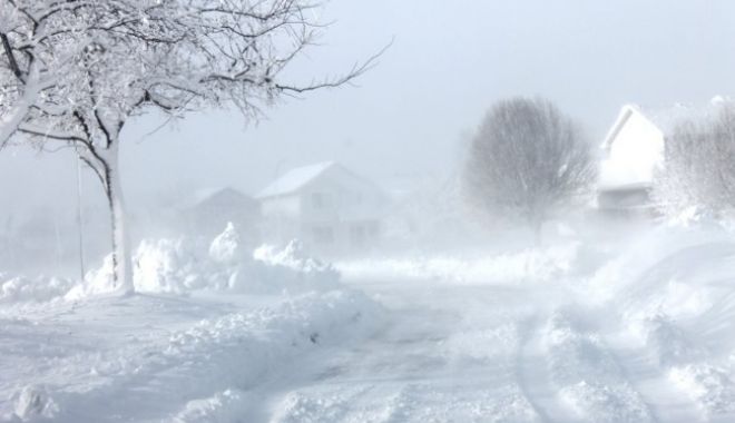 SUNT AȘTEPTATE VISCOLE ȘI NOI CĂDERI MASIVE DE ZĂPADĂ! - blizzard4650x435-1519892204.jpg