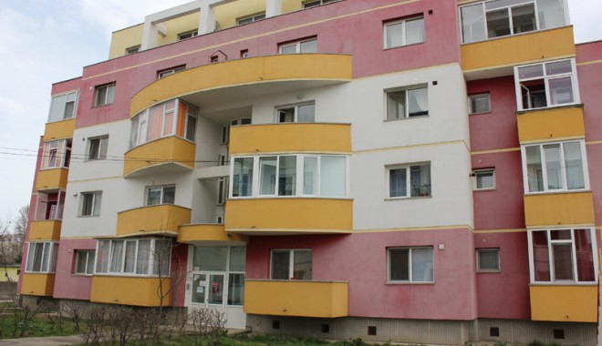 Cum arată piața imobiliară constănțeană, după primele șase luni din an - bloc-1372861289.jpg