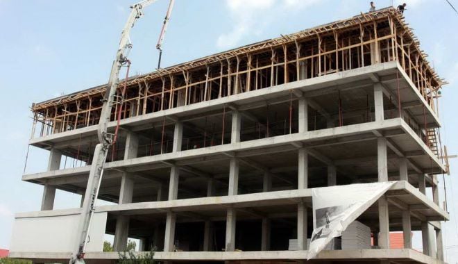 Numărul locuinţelor date în folosinţă, în scădere ușoară în primul trimestru - bloc-1623309370.jpg
