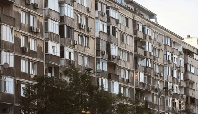 Lege promulgată: Instituțiile publice vor fi obligate să ofere sprijin proprietarilor de locuințe - bloc-1689872491.jpg