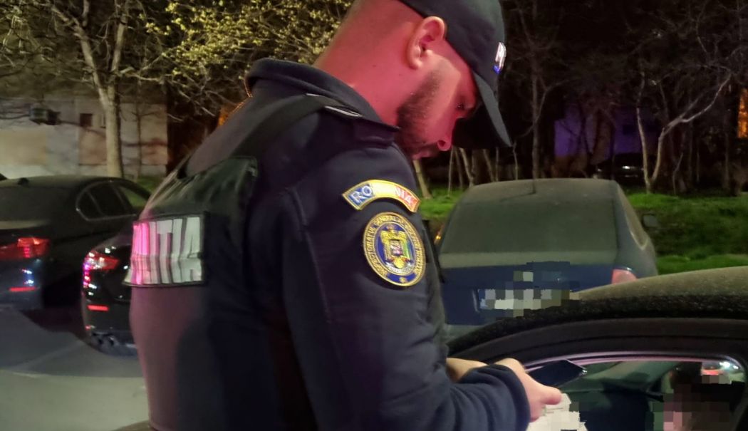 Polițiștii constănțeni au desfășurat acțiunea Blocada la Năvodari - blocada-navodari-1711887177.jpg