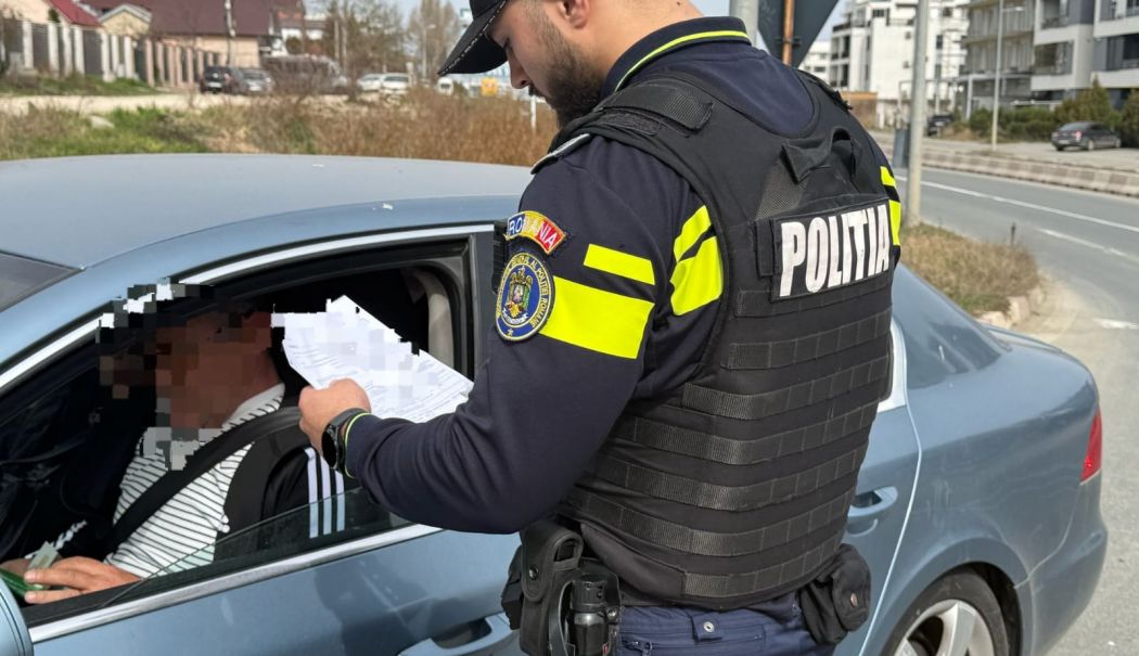 Acțiunea “Blocada”, desfășurată la Năvodari. Zeci de vehicule au fost controlate - blocada-navodari-1745741447.jpg